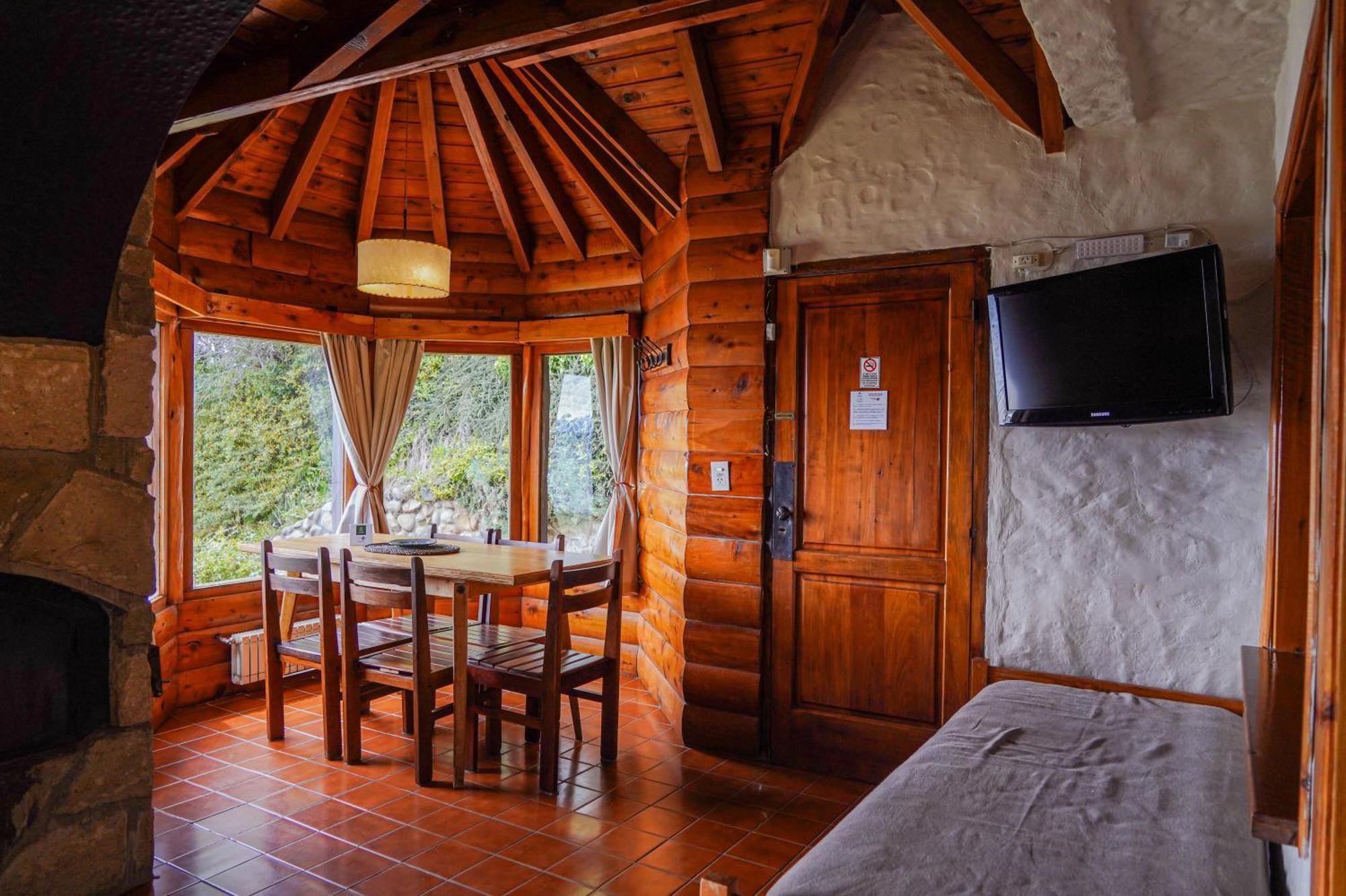 La Caleta Lodge